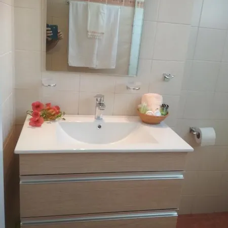 Natsios 3*