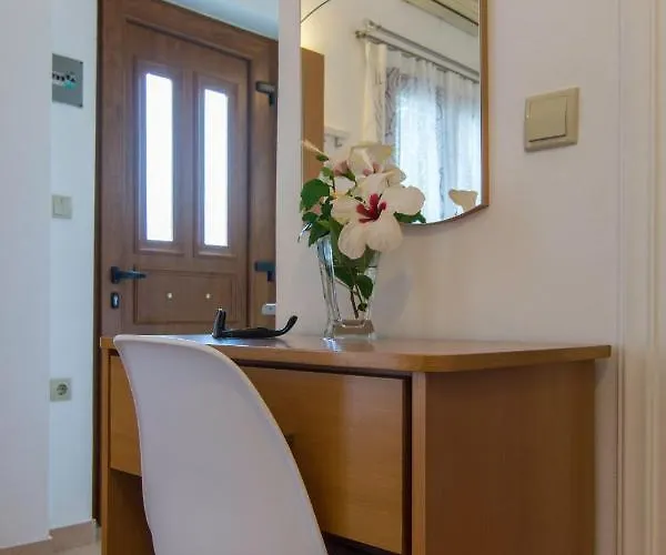 아파트호텔 Natsios 3*